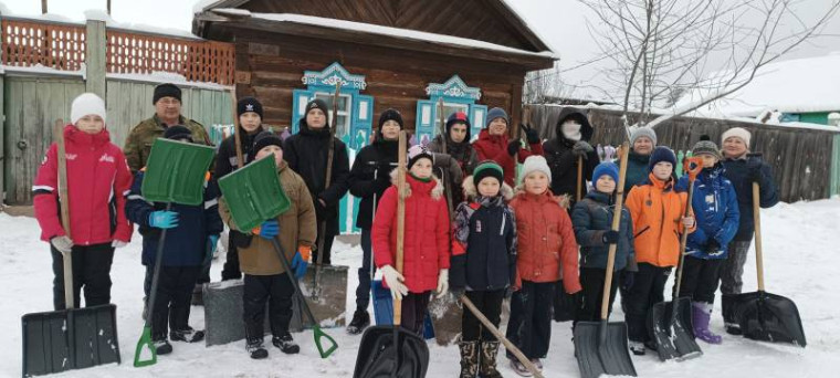 Волонтерство и помощь.